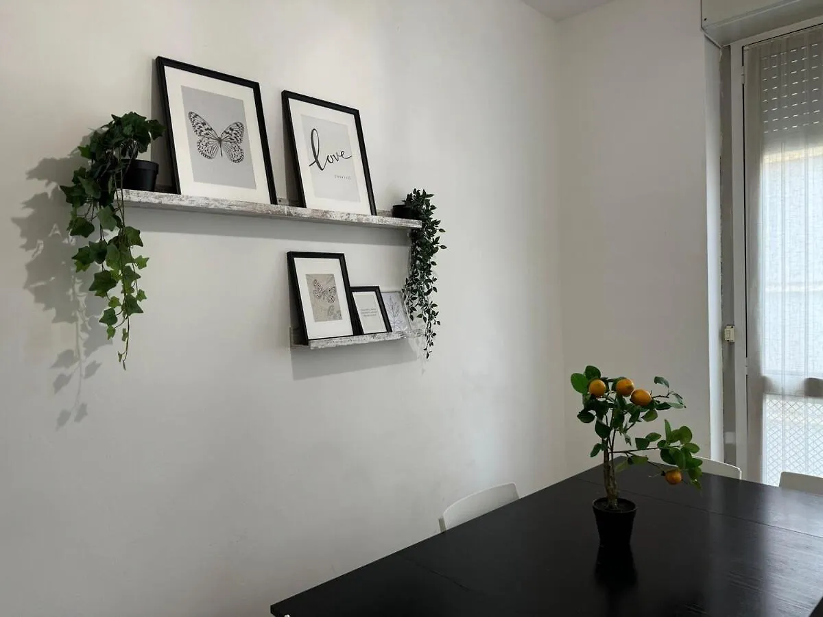 Family Apartment 15 Min From Center And Airport Milan Italy